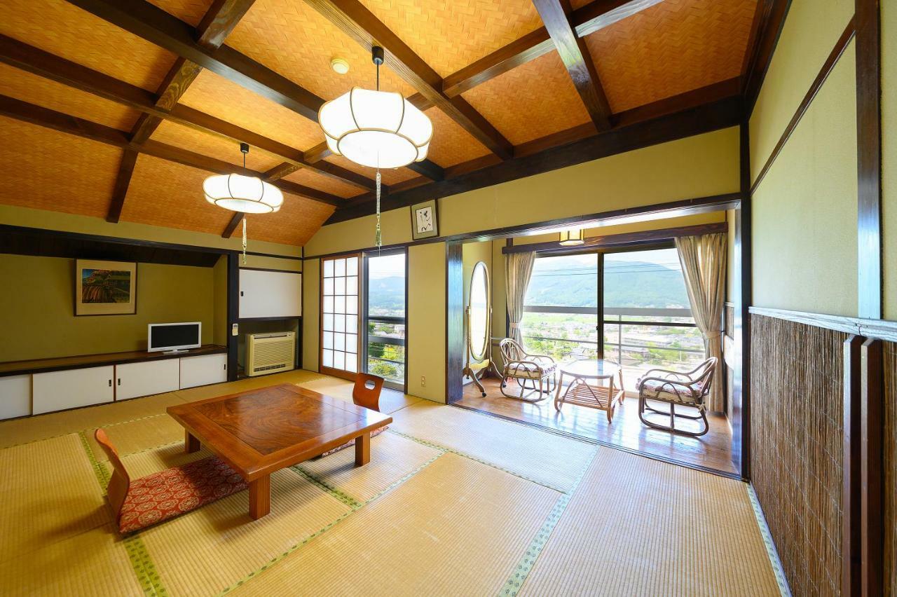 Hotel Kazeno Sanso Yamashiro Yufu Zewnętrze zdjęcie