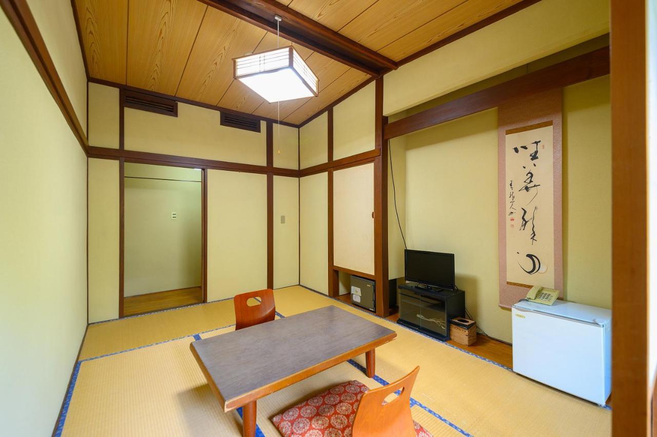 Hotel Kazeno Sanso Yamashiro Yufu Zewnętrze zdjęcie