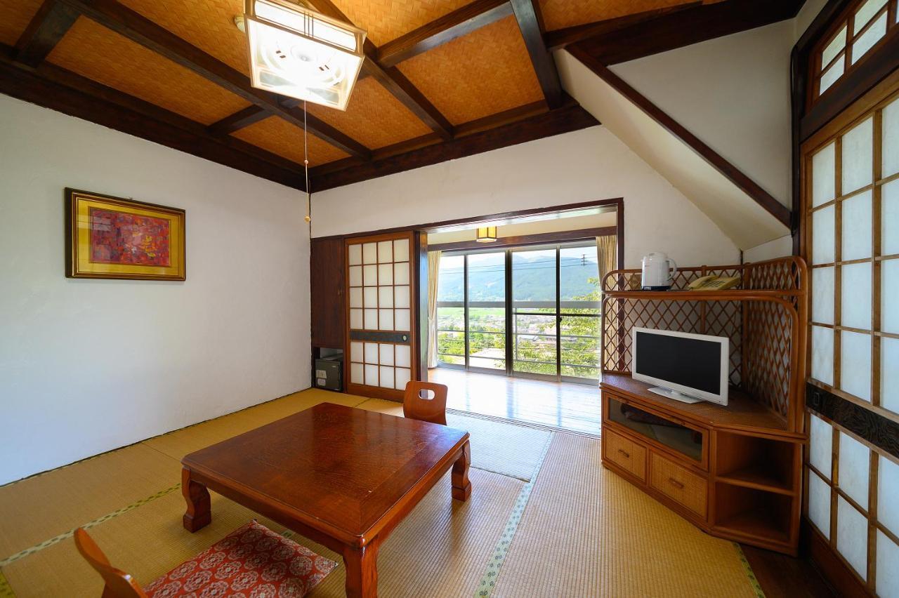 Hotel Kazeno Sanso Yamashiro Yufu Zewnętrze zdjęcie