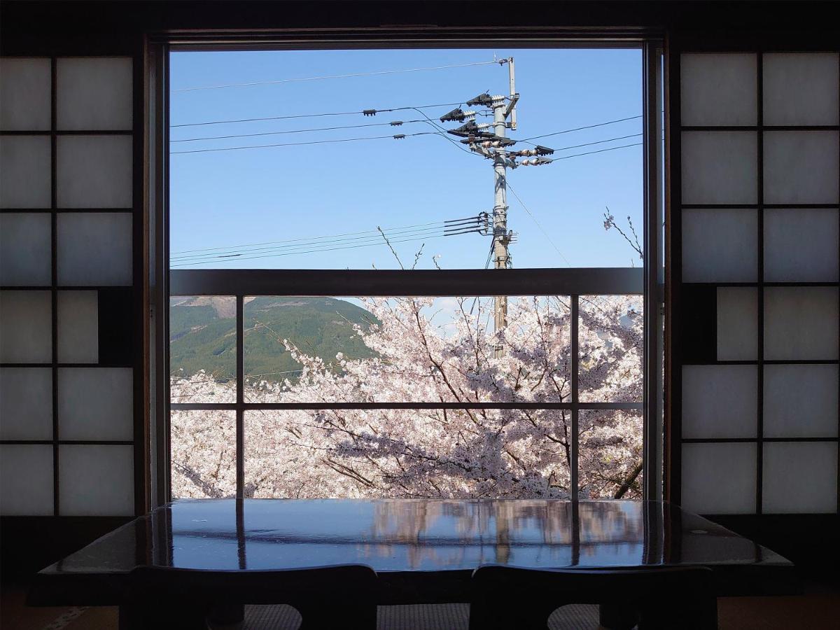 Hotel Kazeno Sanso Yamashiro Yufu Zewnętrze zdjęcie